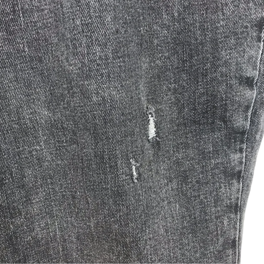Old Navy Women High-Rise OG Straight Jeans - Picture 6 of 16